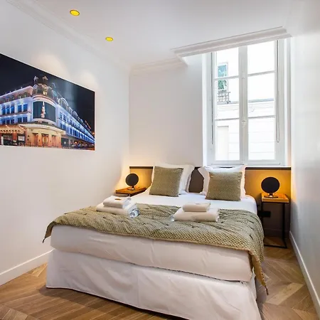 Cmg - Le Bon Marche - Sevres D Apartment